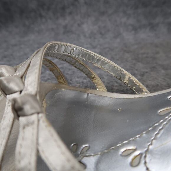 Mudd Shoes Womens 8 Strappy Pumps Heels Ankle Strap Retro Y2k Fashion Metallic - Picture 8 of 15